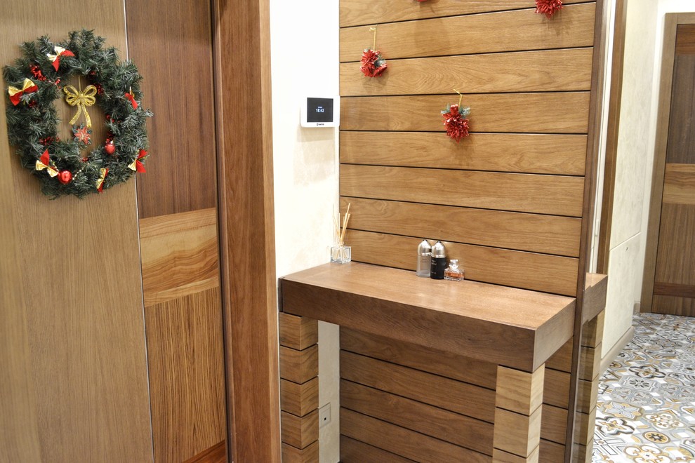 СОВРЕМЕННАЯ КВАРТИРА. МЕБЕЛЬ ИЗ ШПОНА.