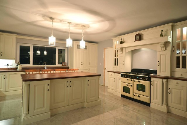 Traditional solid ash painted kitchen traditional-kitchen