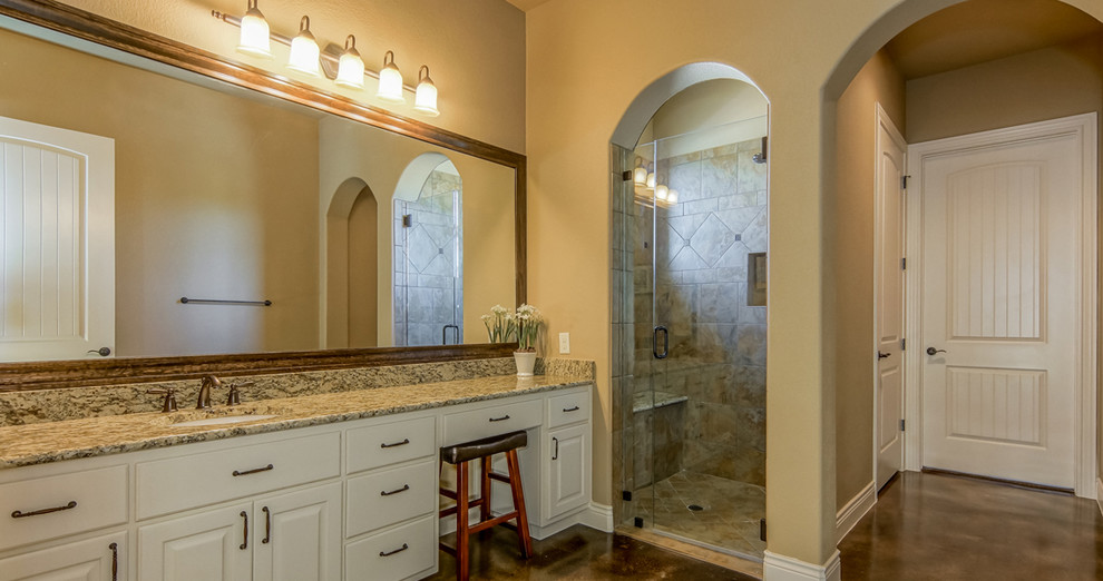 Home design - rustic home design idea in Austin
