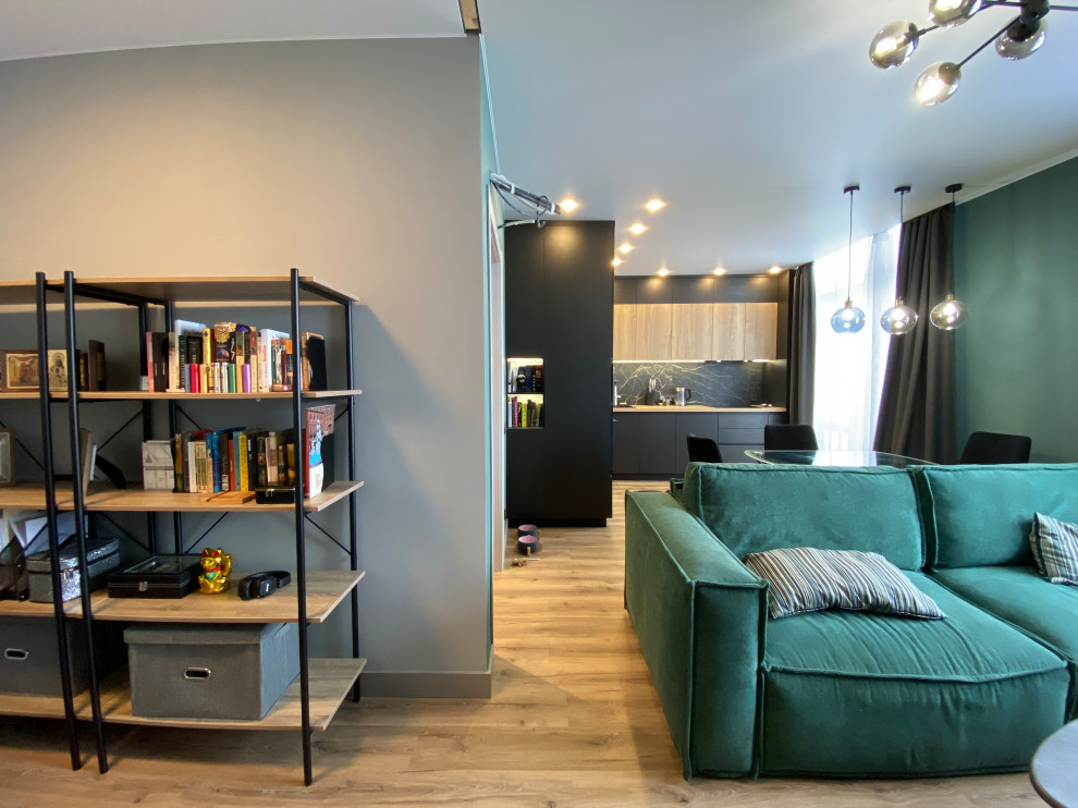 Двухкомнатная квартира 70 квадратов в г.Лобня