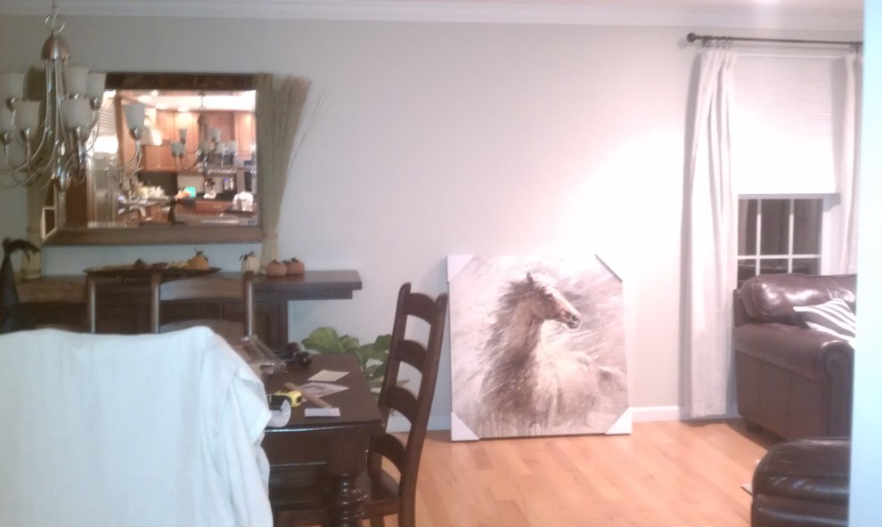 How do you frame a canvas?