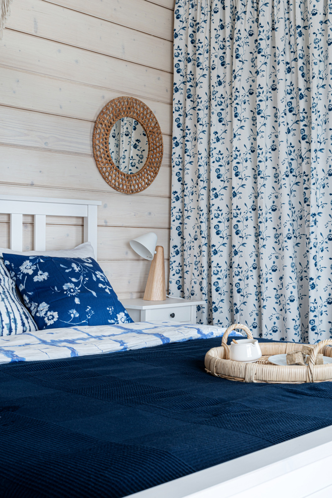 Загородный дом в оттенках моря и солнца