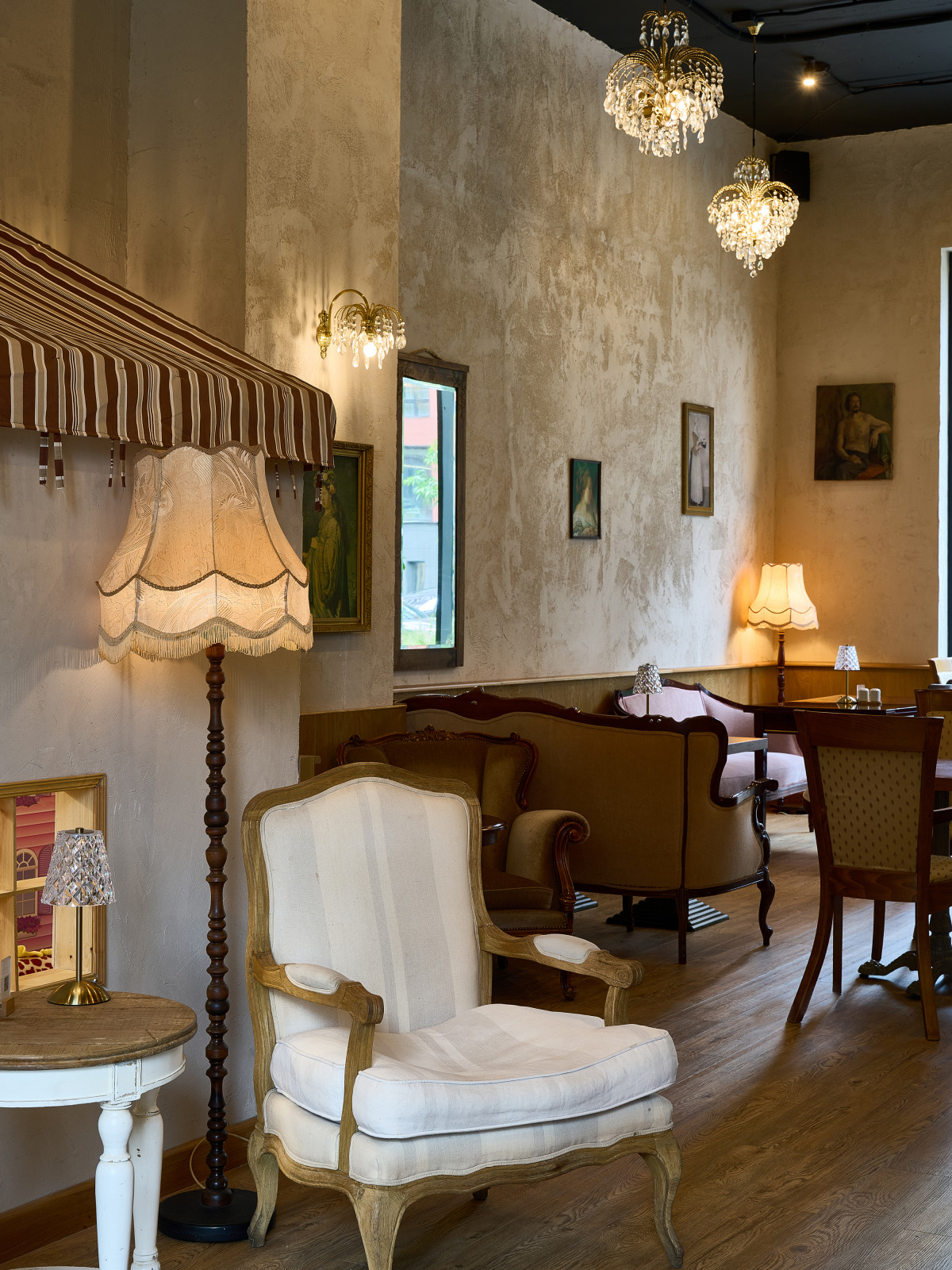 Ресторан В’Альтер в Санкт-Петербурге. Стахановцев