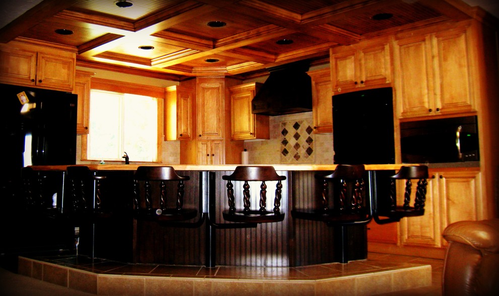 Kitchen - traditional kitchen idea