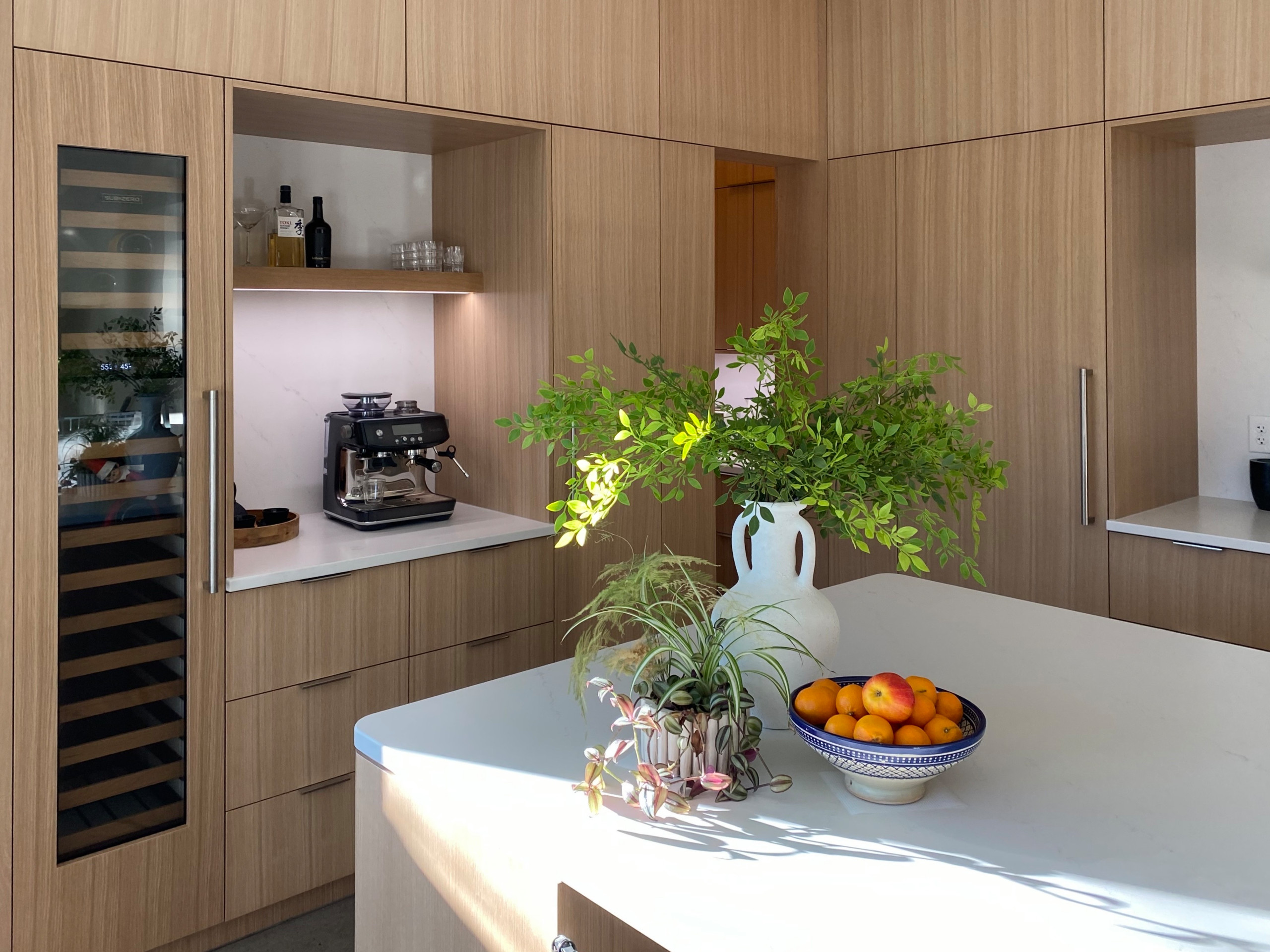 Modern White Oak Kitchen