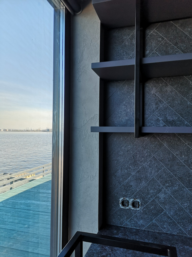 Частный дом на берегу залива. Отделка декоративной штукатуркой