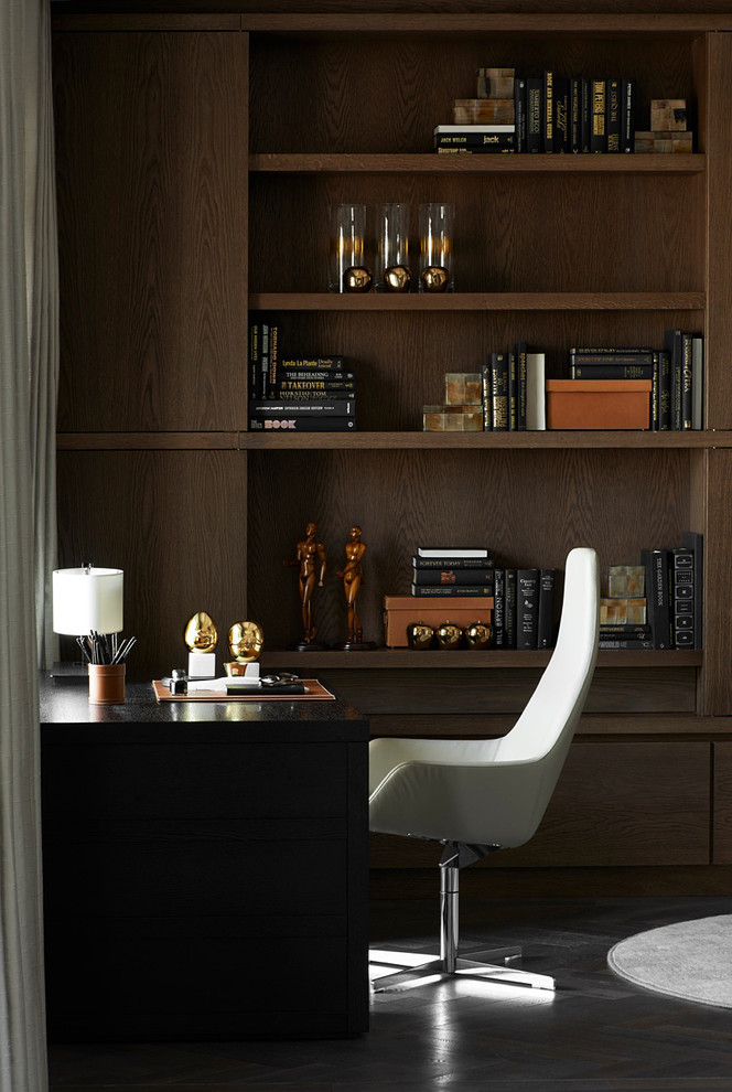 This is an example of a traditional home office in London.