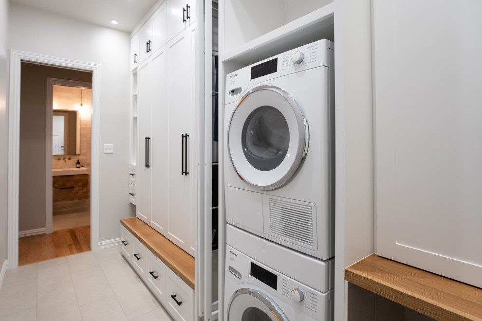Black Alder | Guest Bath + Laundry
