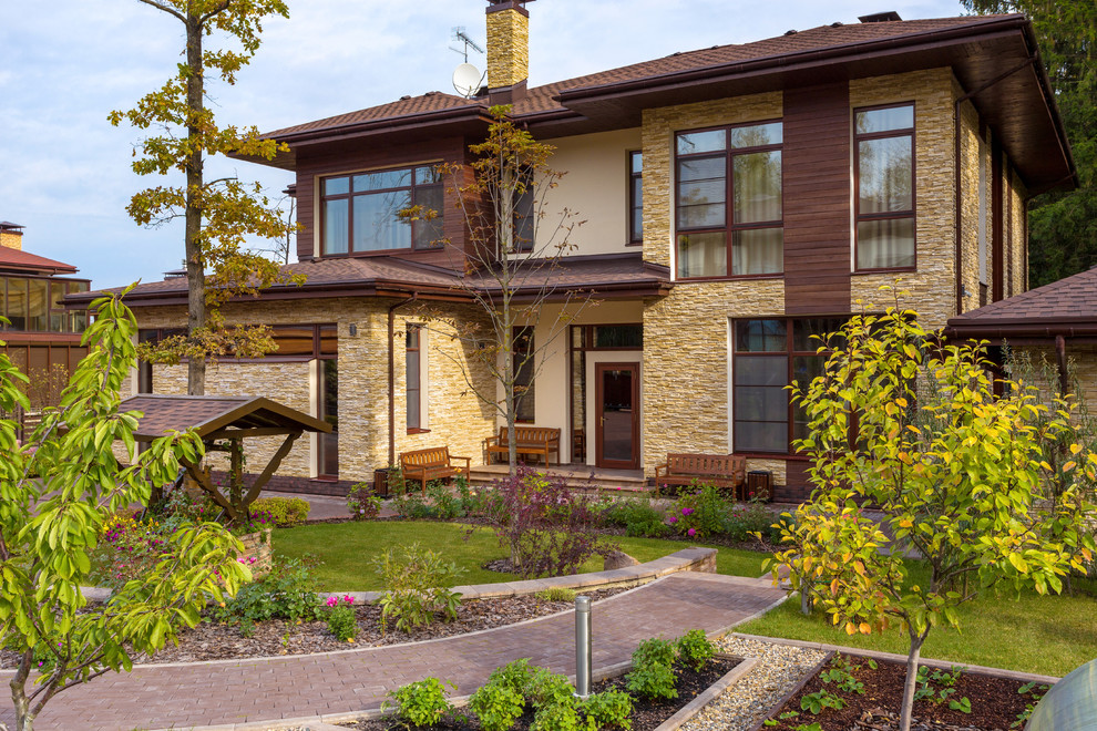 Внутренний двор загородного дома Ла Променад 2 (Подмосковье