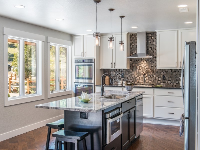 Kitchen - rustic kitchen idea in Denver