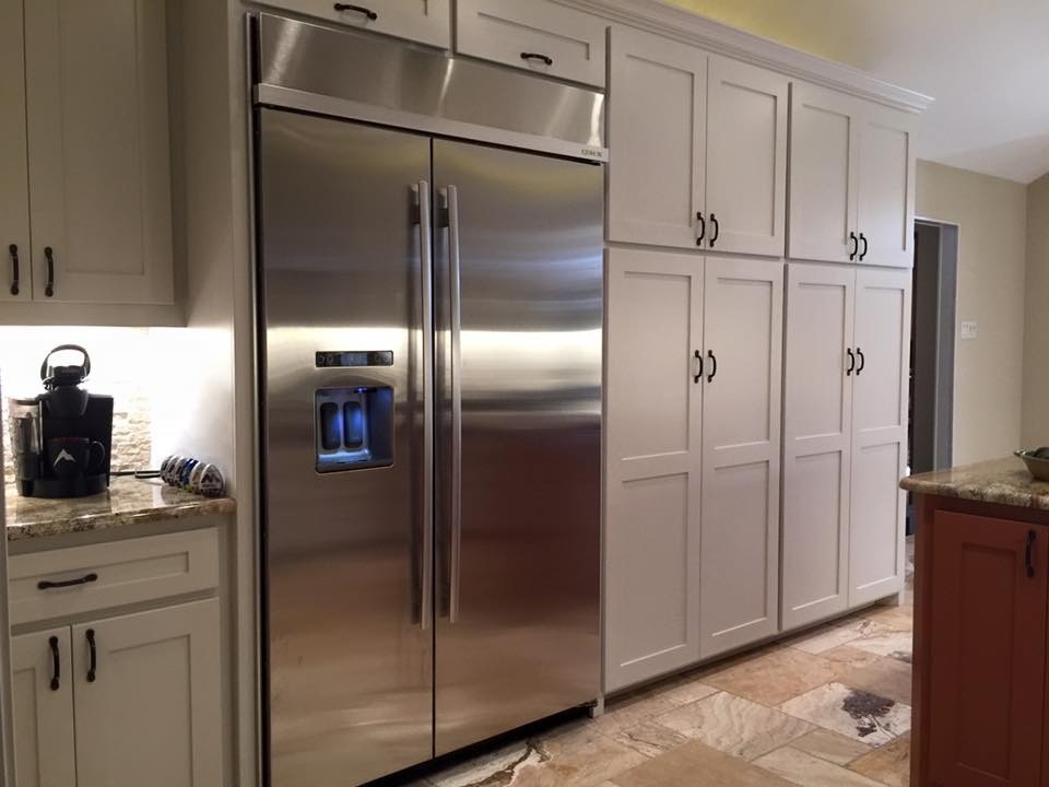 Inspiration for a large transitional home design remodel in Dallas