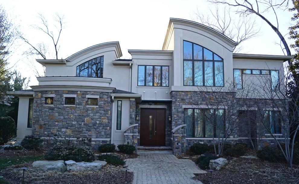 This is an example of a transitional exterior in Nashville.