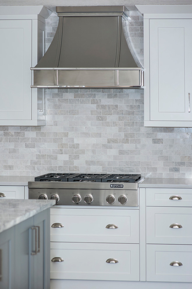 Inspiration for a transitional kitchen remodel in Calgary