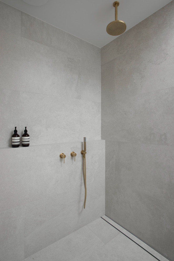 Shower ledge vs niche... what's your preference... and why?
