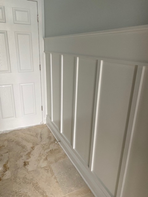 Shiplap & Wainscoting