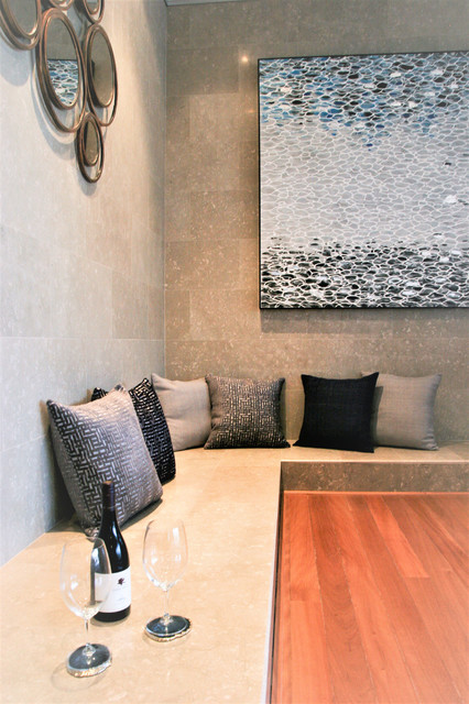 Happy hour modern-vardagsrum