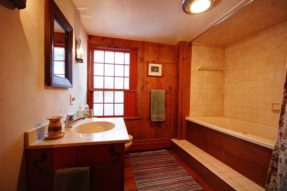 Photo of a traditional bathroom in Boston.