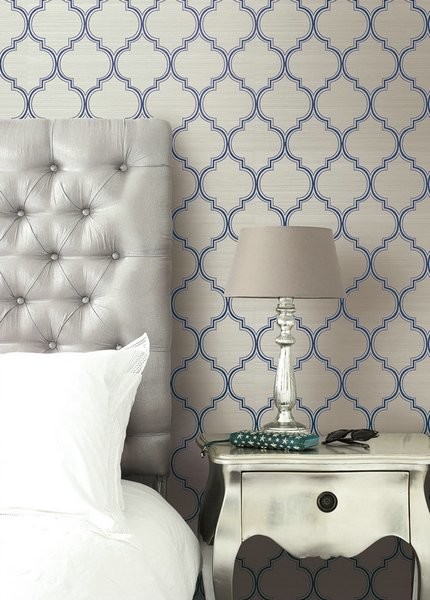 Геометрический орнамент в обоях.