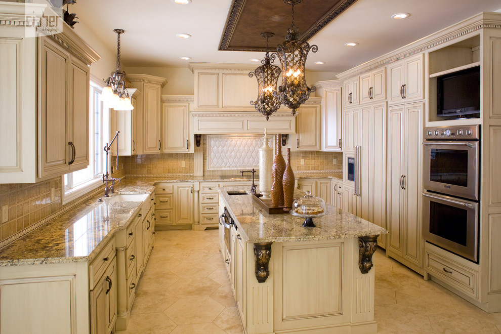 Eat-in kitchen - mid-sized transitional u-shaped porcelain tile and beige floor eat-in kitchen idea with raised-panel cabinets, light wood cabinets, beige backsplash, porcelain backsplash, beige walls, an island, a farmhouse sink, granite countertops and paneled appliances