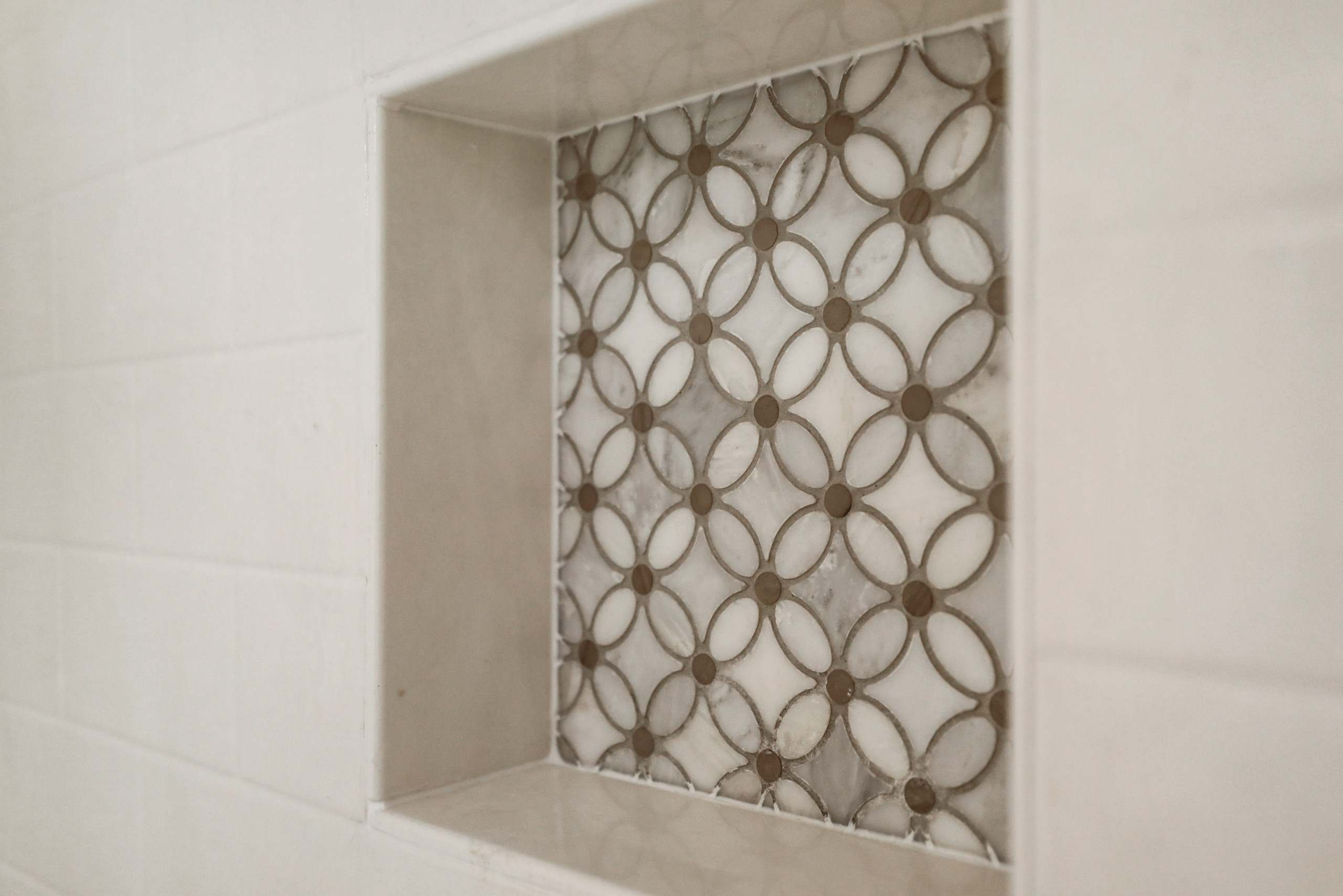 Graphic Floral Tile Shower Niche
