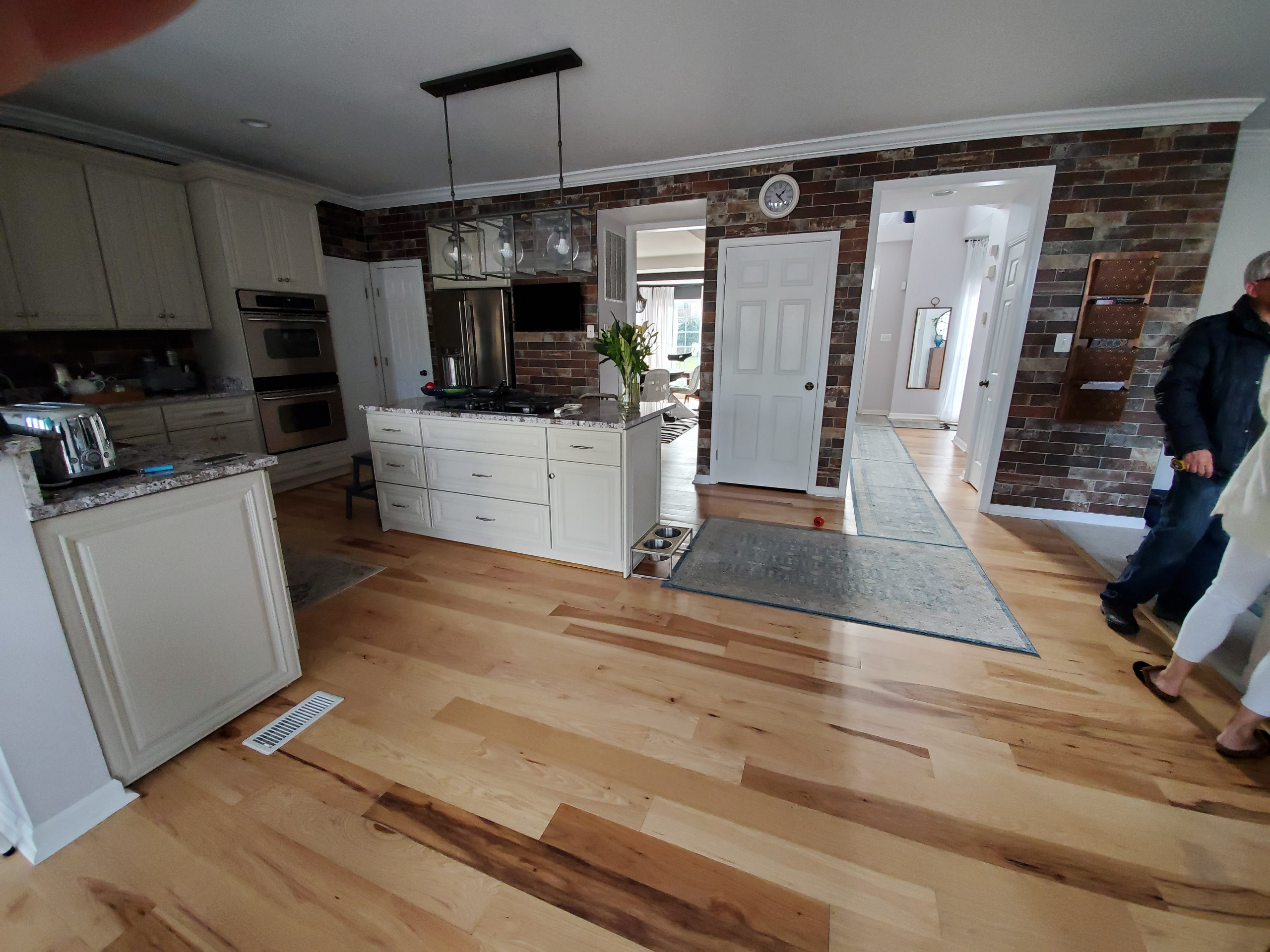 Tiled Accent Wall In Kitchen