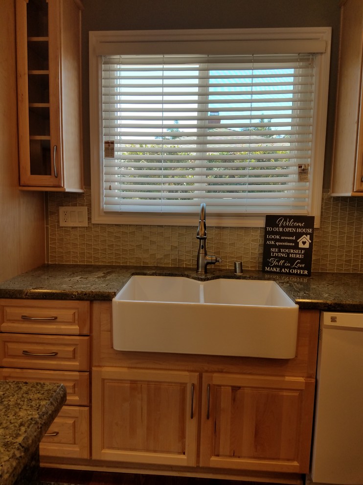 Inspiration for a transitional home design remodel in Orange County