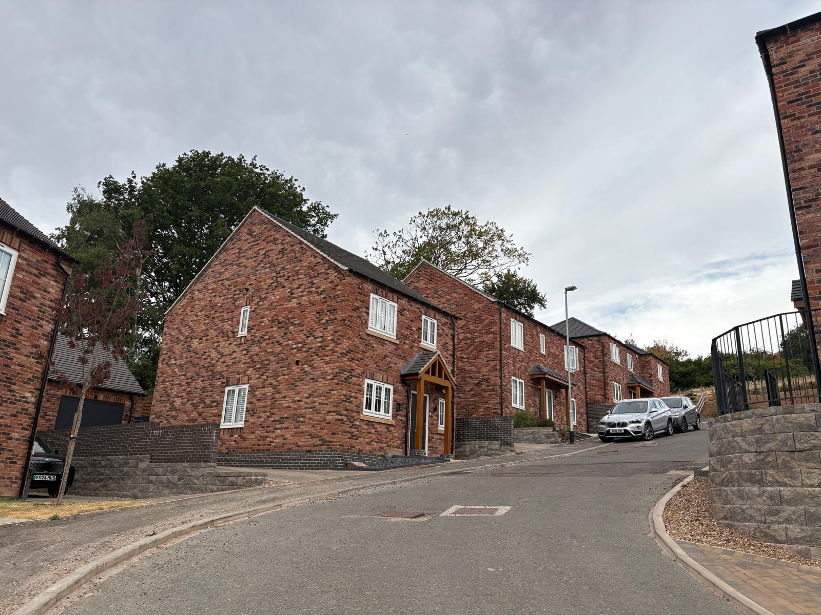 3-5 bedrooms housing development. Burton Joyce. Nottingham