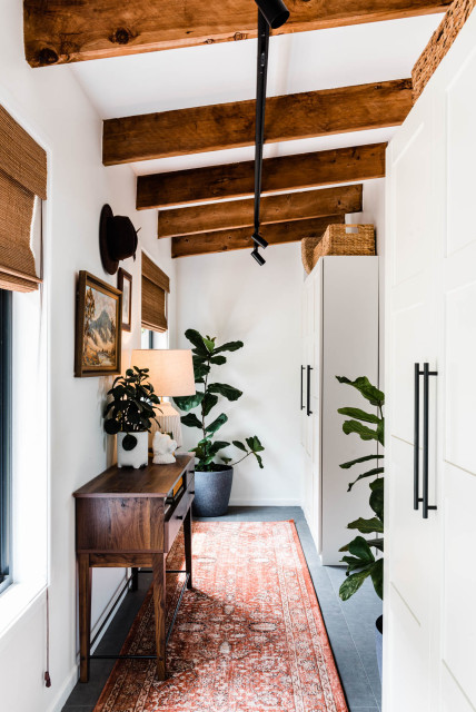 Mid Century Lodge retro-entre