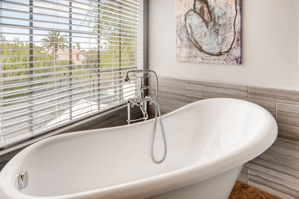 Modern Bathroom