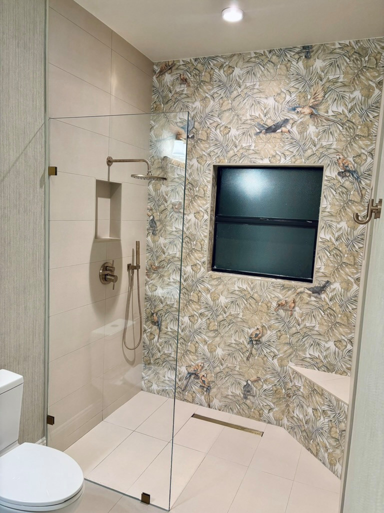 Tropical Mobility Friendly Guest Bathroom