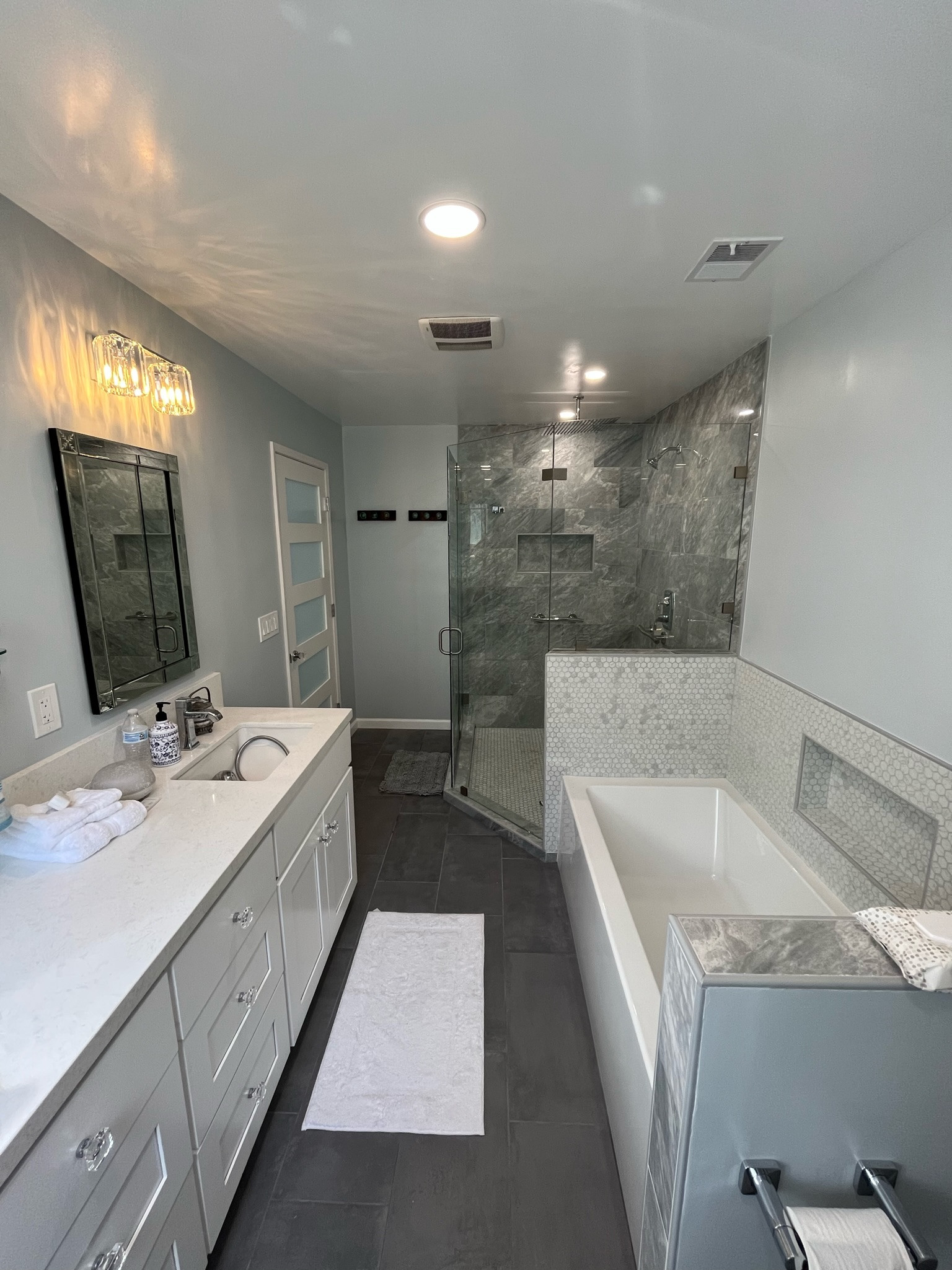 Morro Bay Bathroom