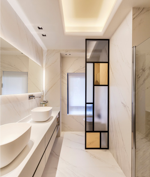 modern beyaz banyo tasarımı ile dekorasyon örneği