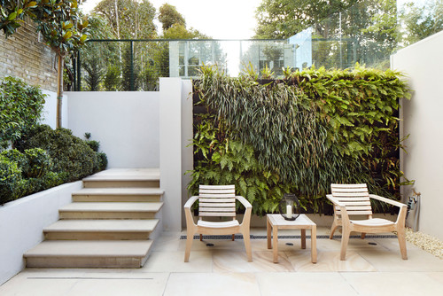 outdoor living wall