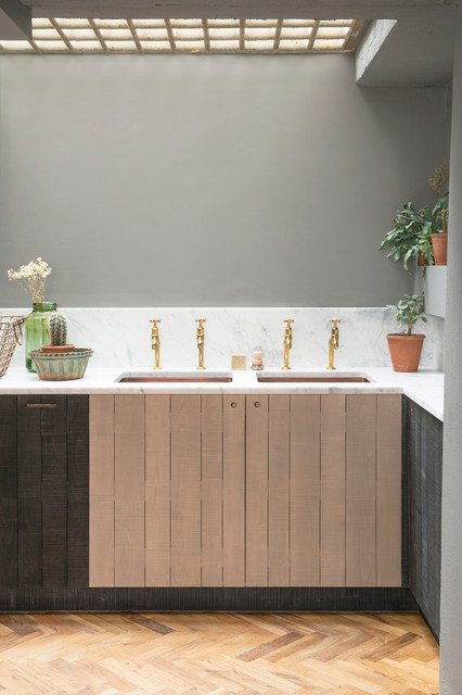 The Tysoe Street Sebastian Cox Kitchen by deVOL rustikt-koekken