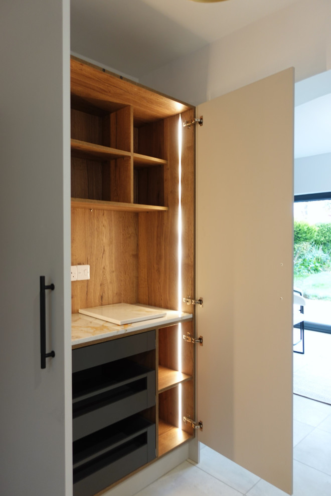 The Bilton Kitchen - Gola - RRP £25,000 - Luxe Price £20,500