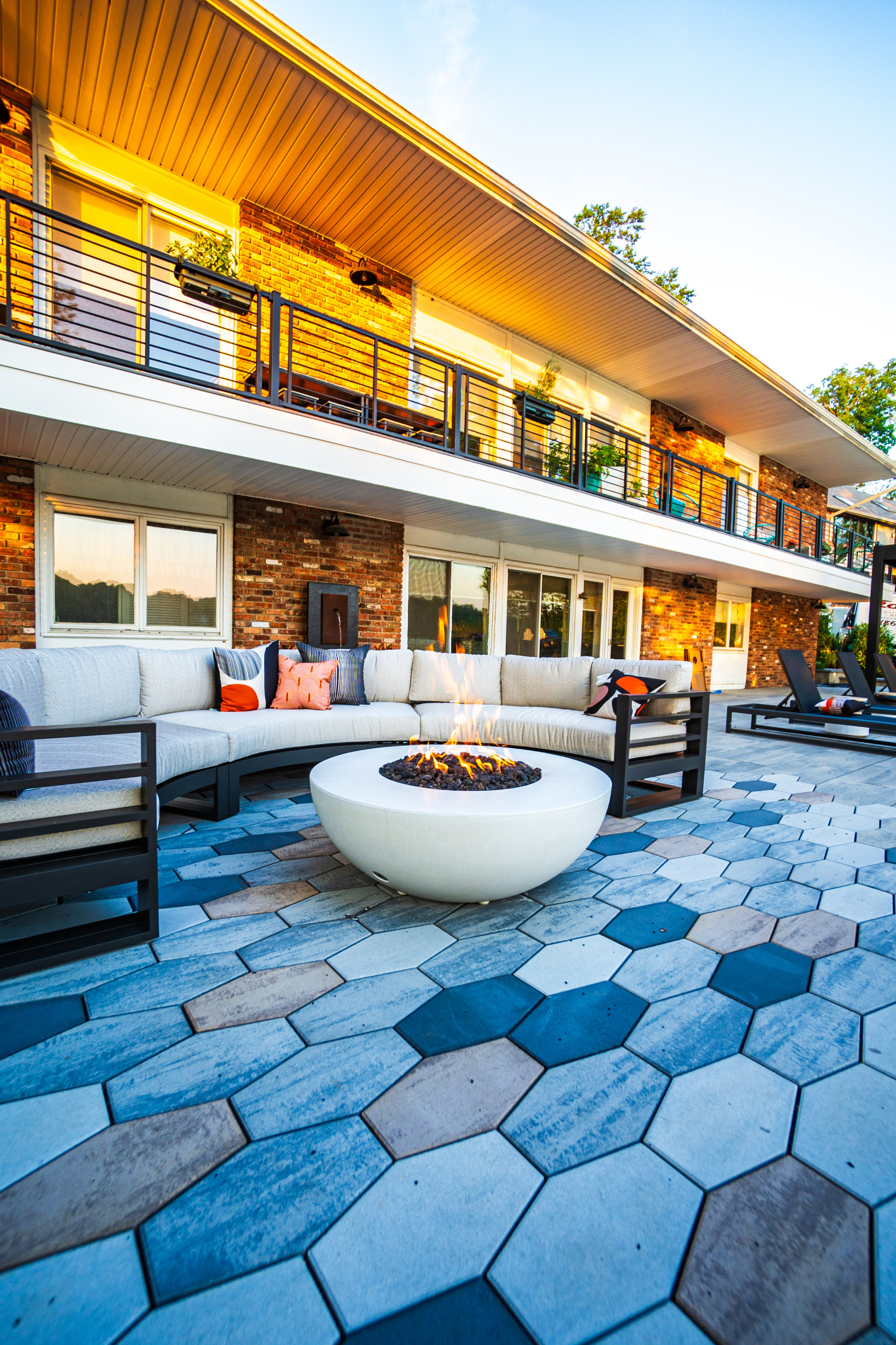 Pines Lake Modern Retreat
