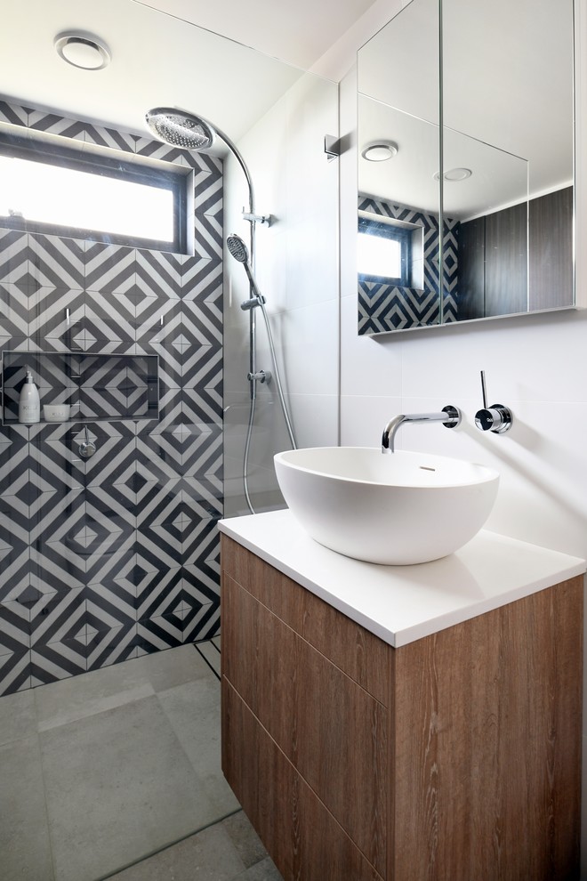 Palm Beach Shower/Laundry Contemporary Laundry Room Sydney by