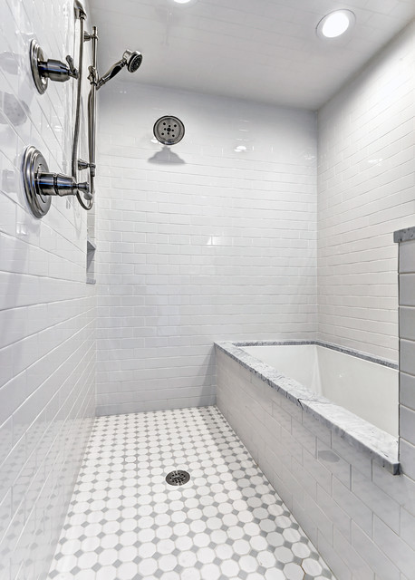 Wet Room Tub Shower Combo Klassisch Badezimmer