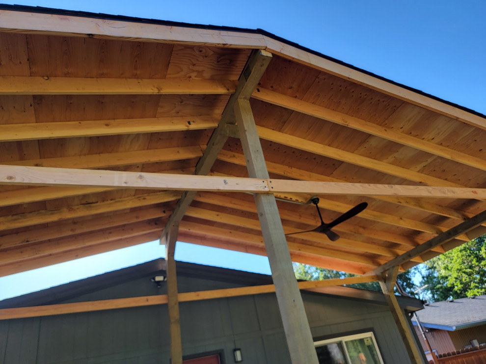 15 x 22 Deck With peaked 40x16 cover