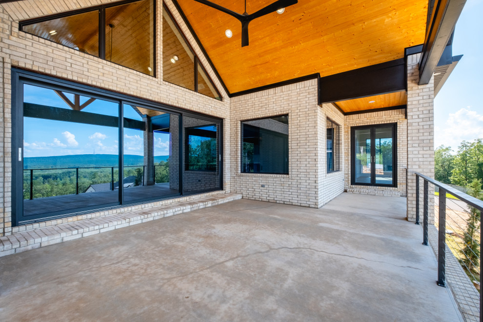 Roy Residence - Waterview Estates