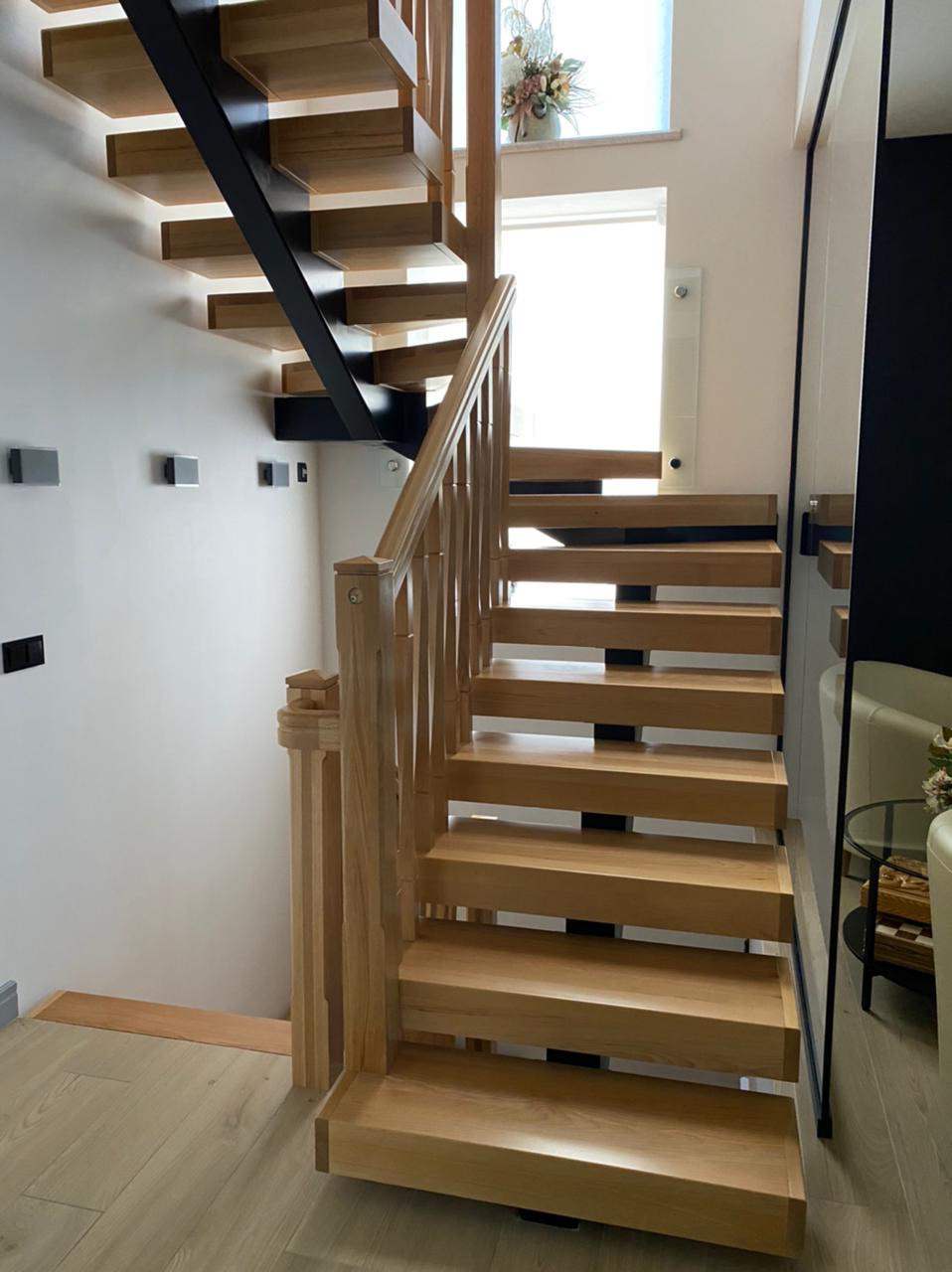 Лестница из бука