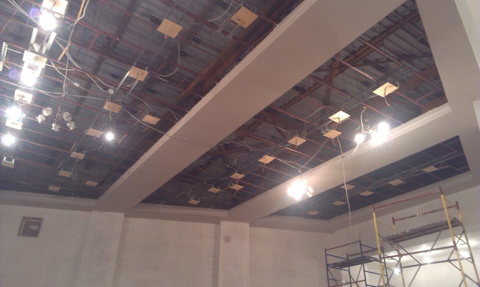 Натяжные потолки;фактуры:глянцевый,сатиновый,матовый.ПВХ