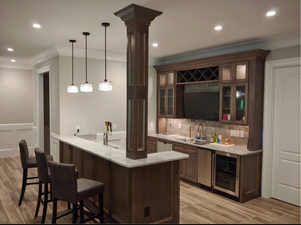 Classic Lines, Modern Soul: A Mid-Century Kitchen