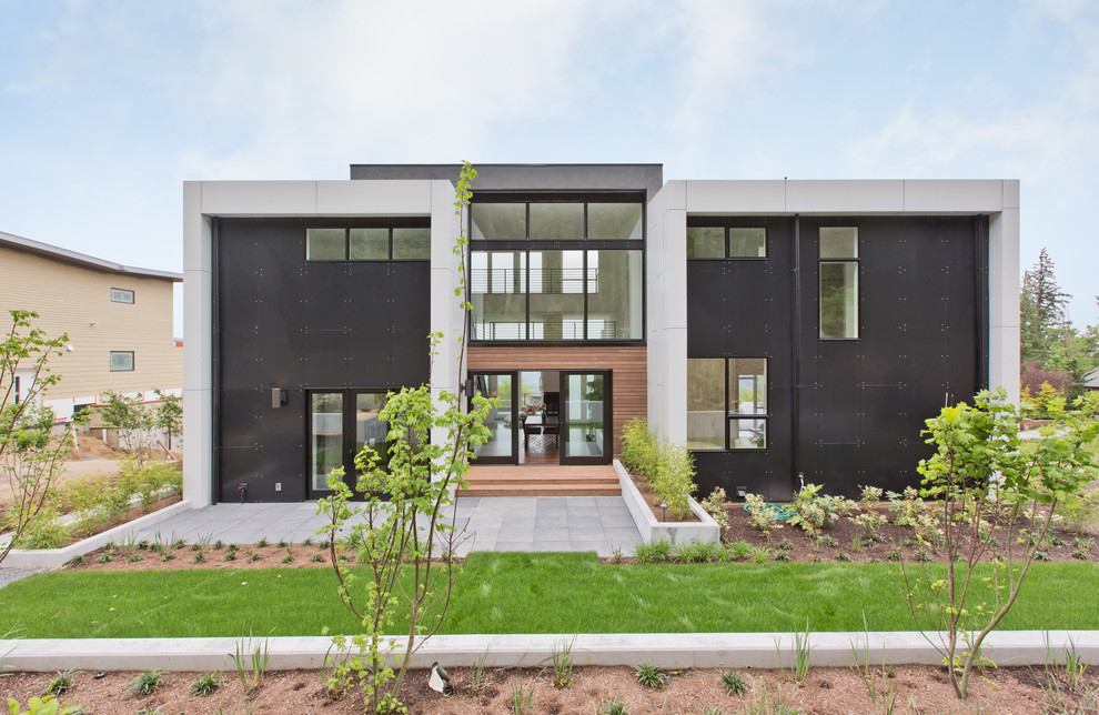 Rogue House