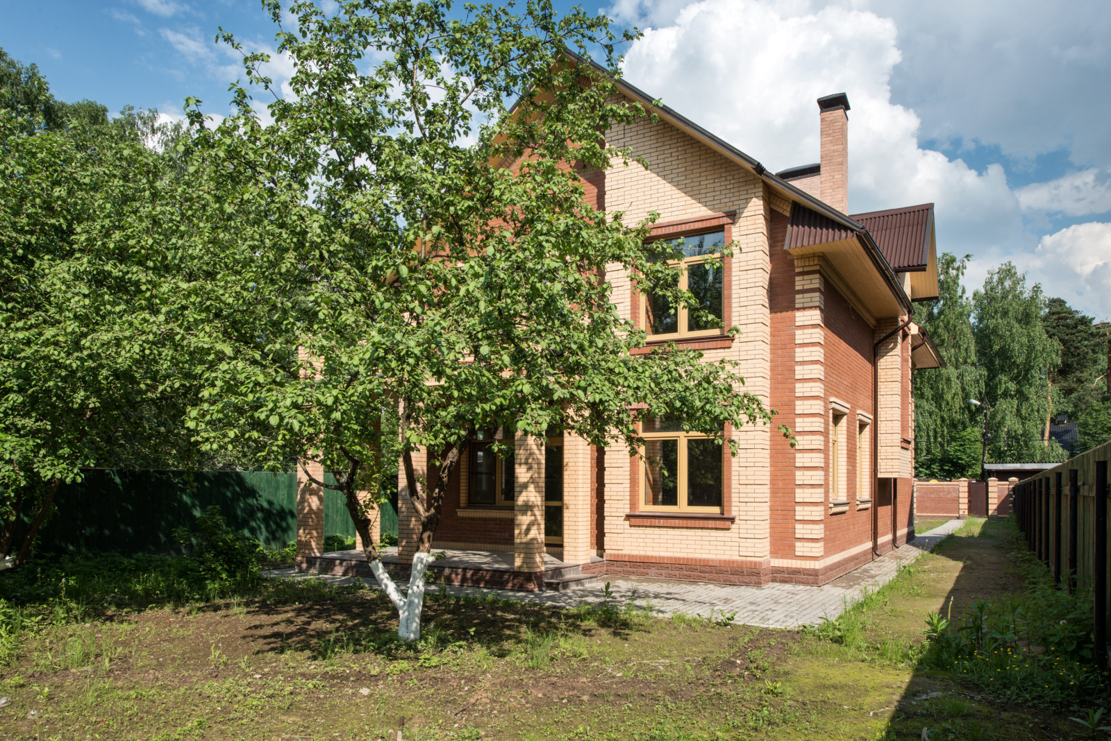 Серова - 2. Площадь 180м2