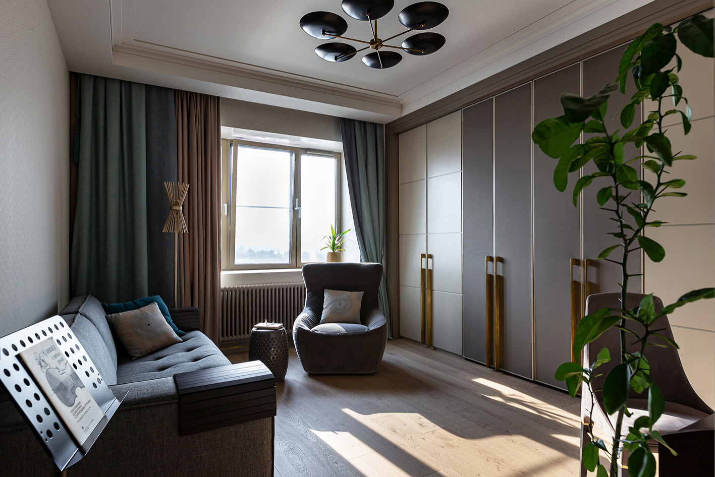 Лейтмотив - латунь