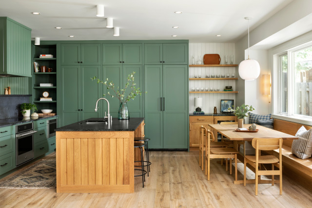 4 Stylish New Kitchens With a Contrasting Island Color