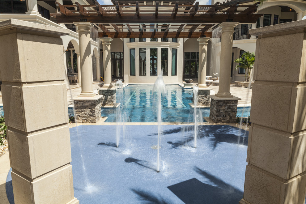 Inspiration for a mediterranean pool in Tampa.