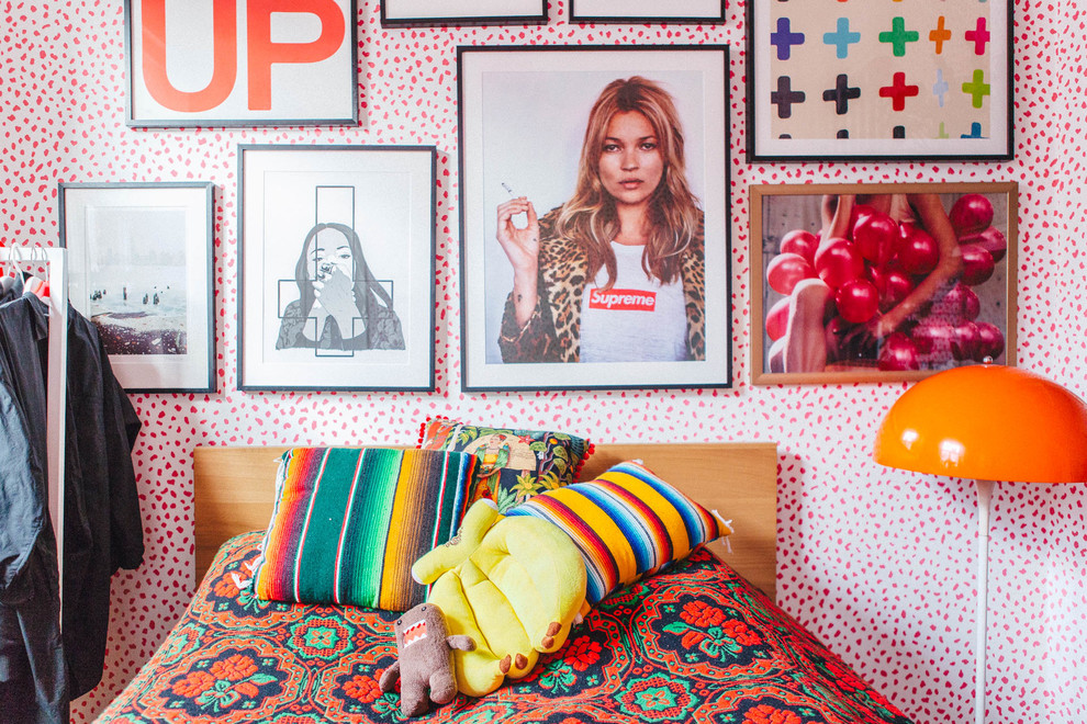 Inspiration for an eclectic guest bedroom in Stockholm with multi-coloured walls.