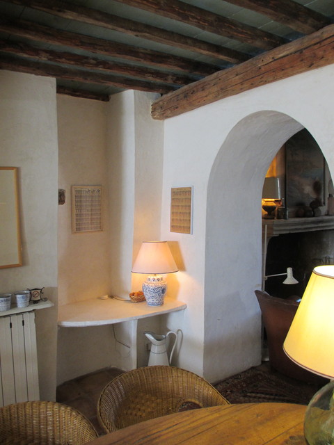 Venasque campagne-salle-de-sejour